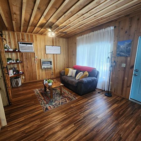 Unique Country Cabin Meets Farmhouse Modern!!! Mena Exteriör bild