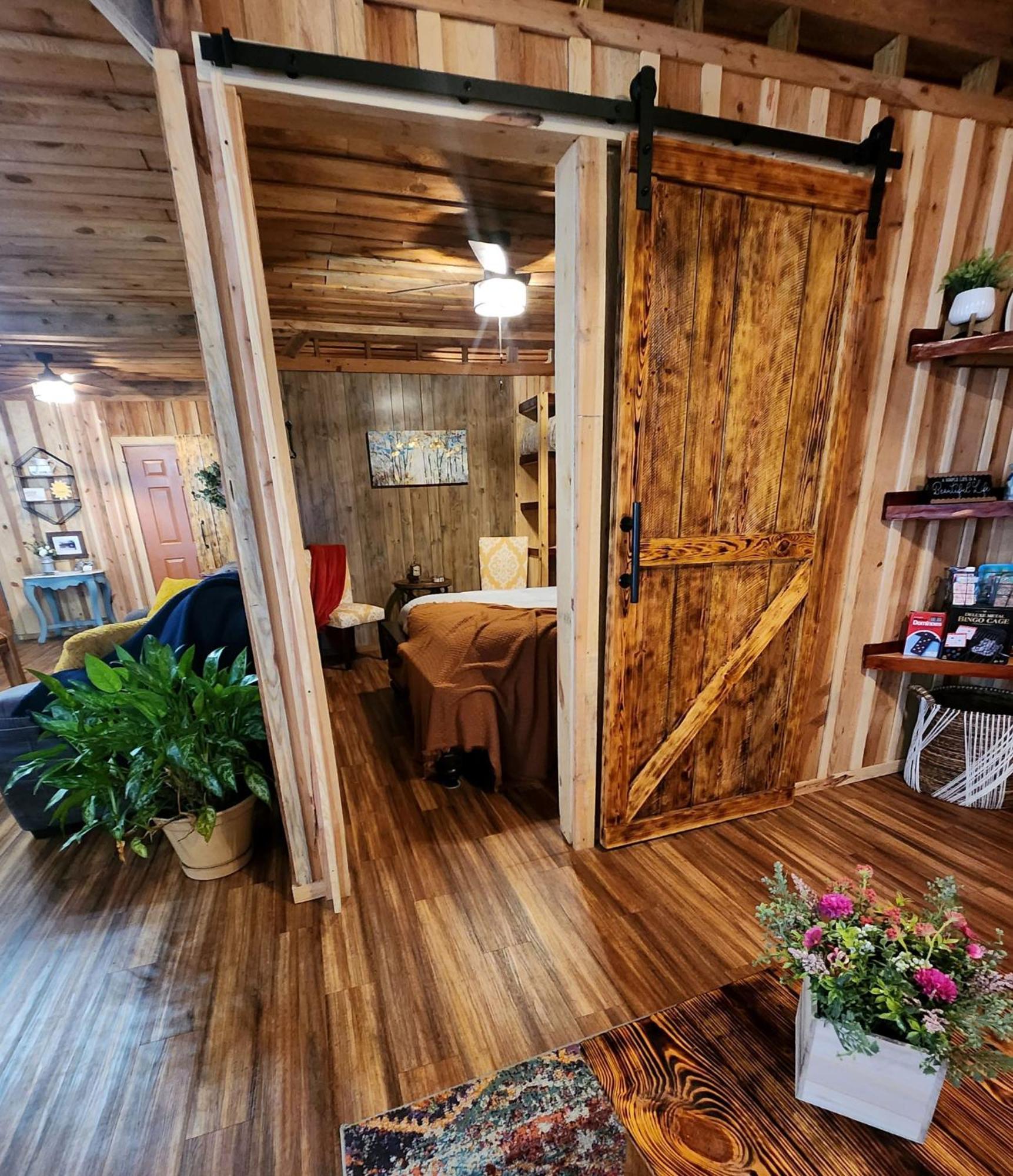 Unique Country Cabin Meets Farmhouse Modern!!! Mena Exteriör bild