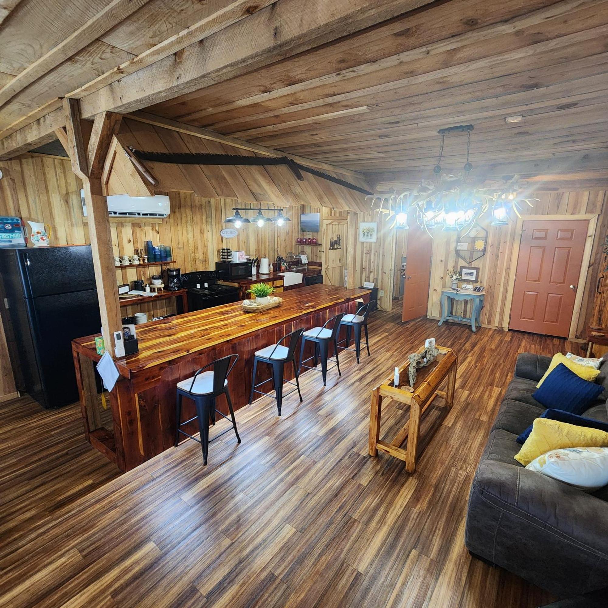 Unique Country Cabin Meets Farmhouse Modern!!! Mena Exteriör bild