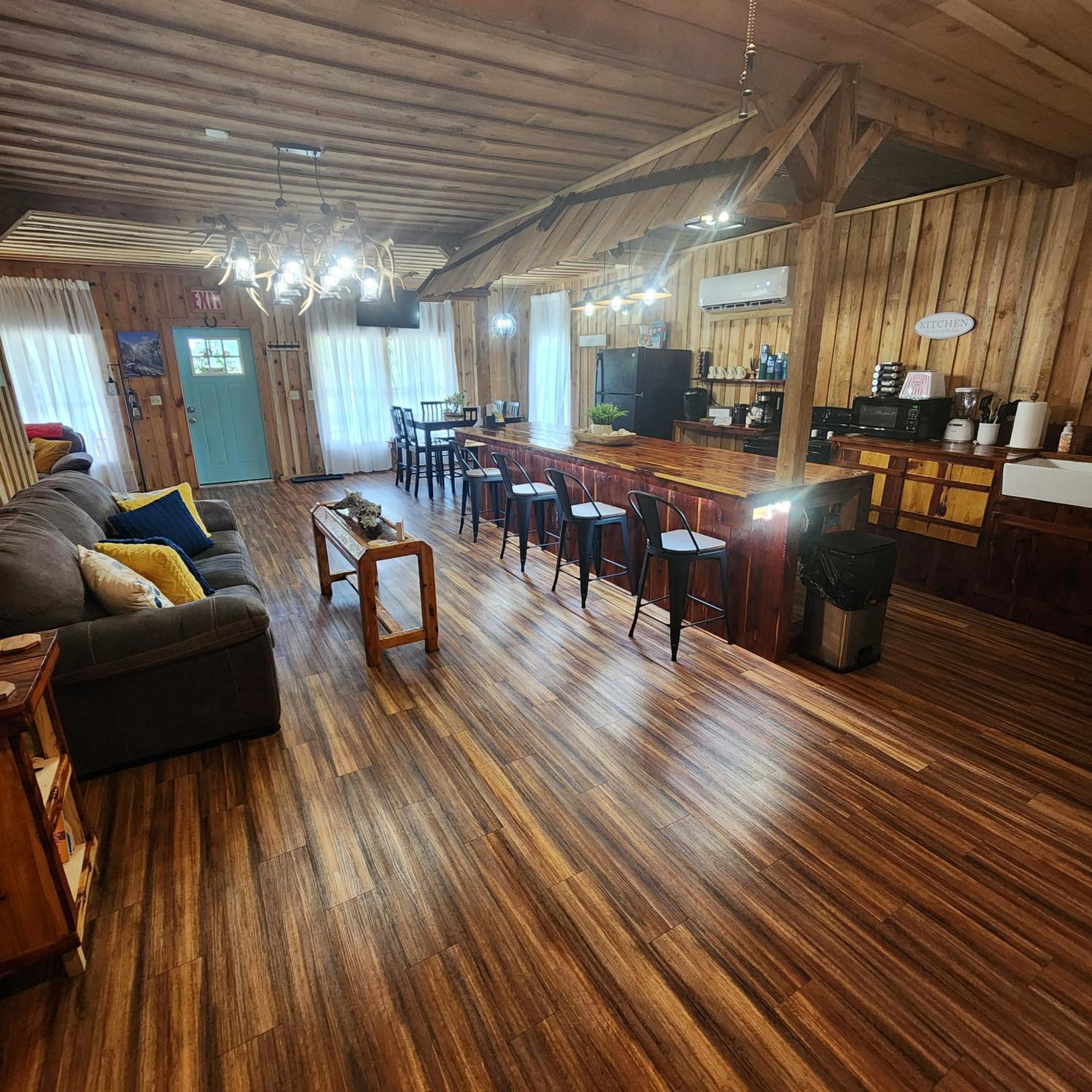 Unique Country Cabin Meets Farmhouse Modern!!! Mena Exteriör bild
